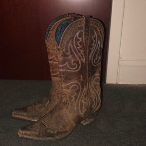Ariat cowboy boots